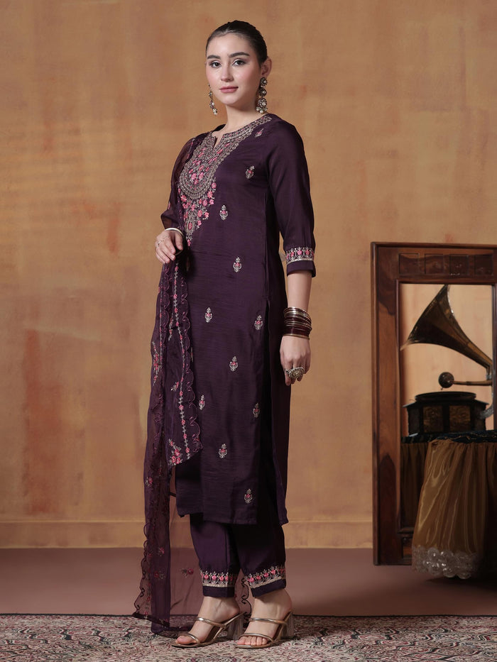 Women Orchid Silk Blend Embroidered Kurta Comfort Pant Dupatta.