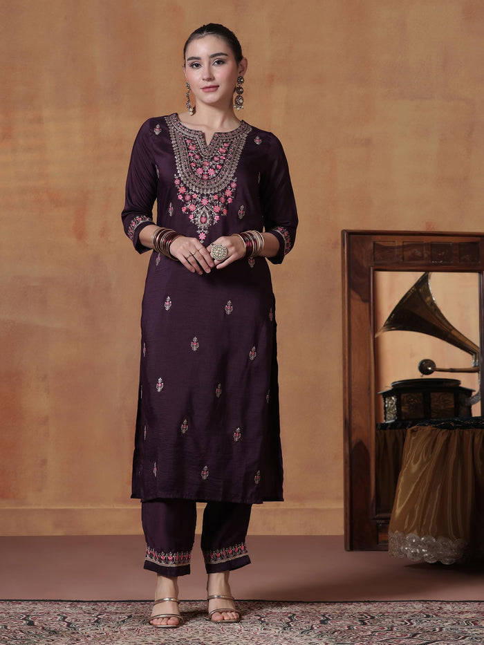 Women Orchid Silk Blend Embroidered Kurta Comfort Pant Dupatta.