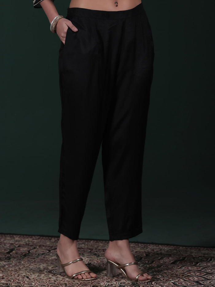 Women Organza Black Embroidered Kurta Comfort Pant Dupatta.