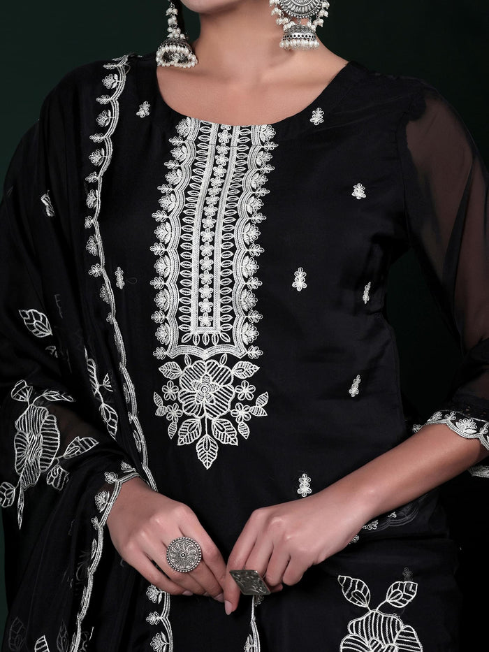Women Organza Black Embroidered Kurta Comfort Pant With Dupatta.