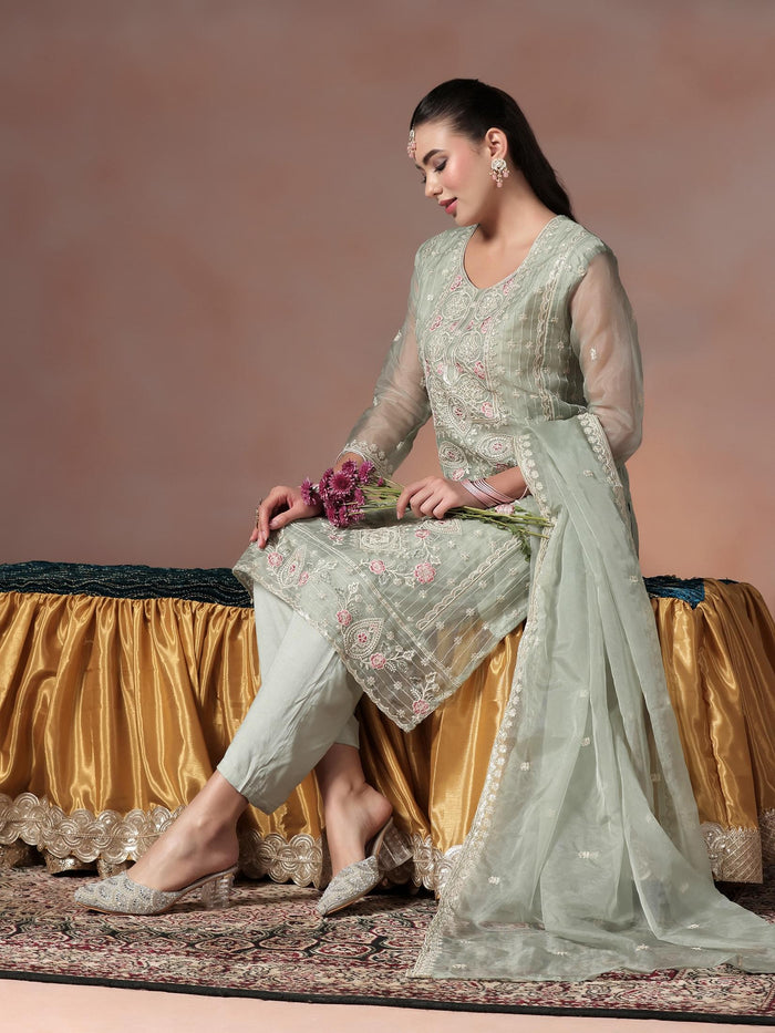 Women Organza Grey Embroidered Kurta Comfort Pant With Dupatta.
