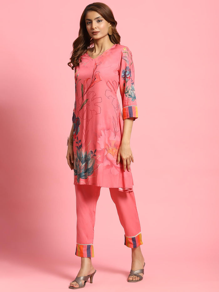 Women Peach Floral Printed Co-Ord Set.