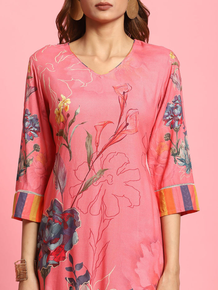 Women Peach Floral Printed Co-Ord Set.