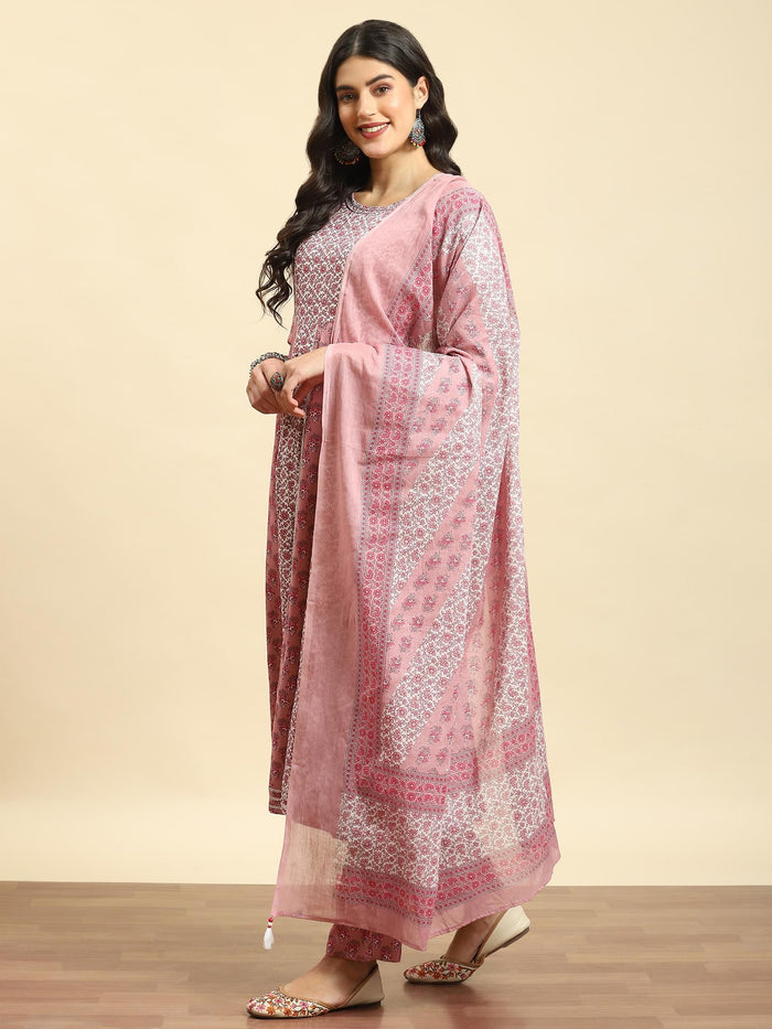 Women Pink Floral Print Kurta Trouser Dupatta.