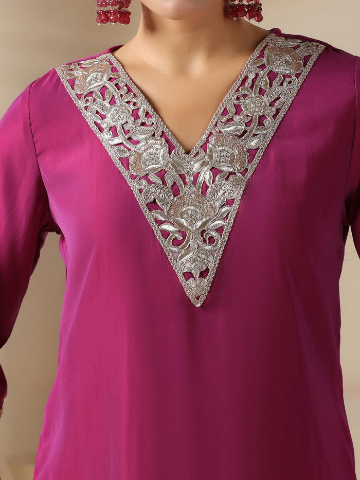 Women Pink Poly Viscose Solid Kurta Sharara Dupatta.