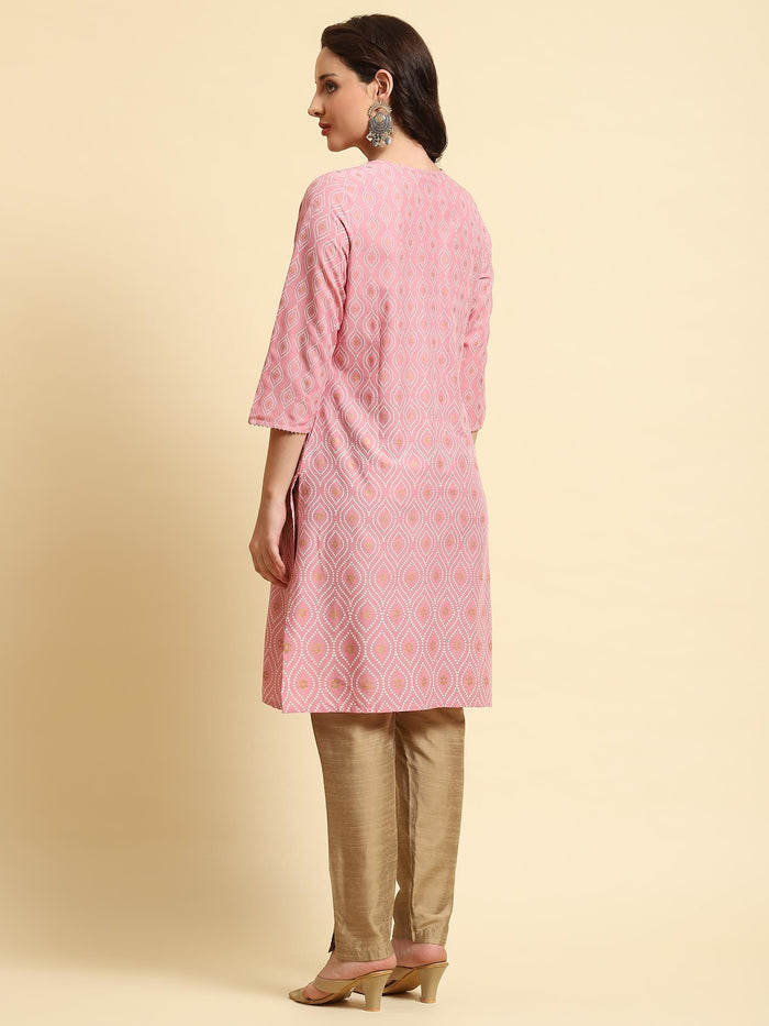 Women Pink Printed Kurta.