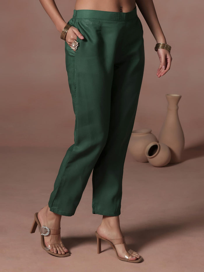 Women Poly Cotton Green Embroidered Kurta Comfort Pant Dupatta.