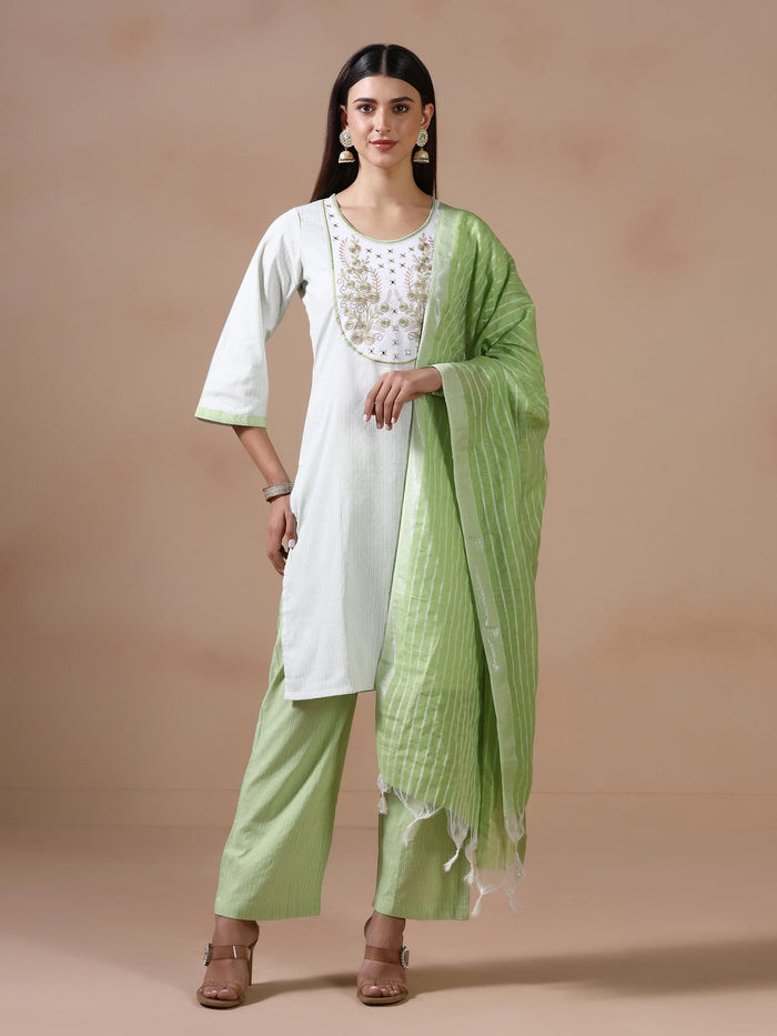 Women Poly Cotton Green Embroidered Yarn Dyed Kurta Comfort Pant Dupatta.