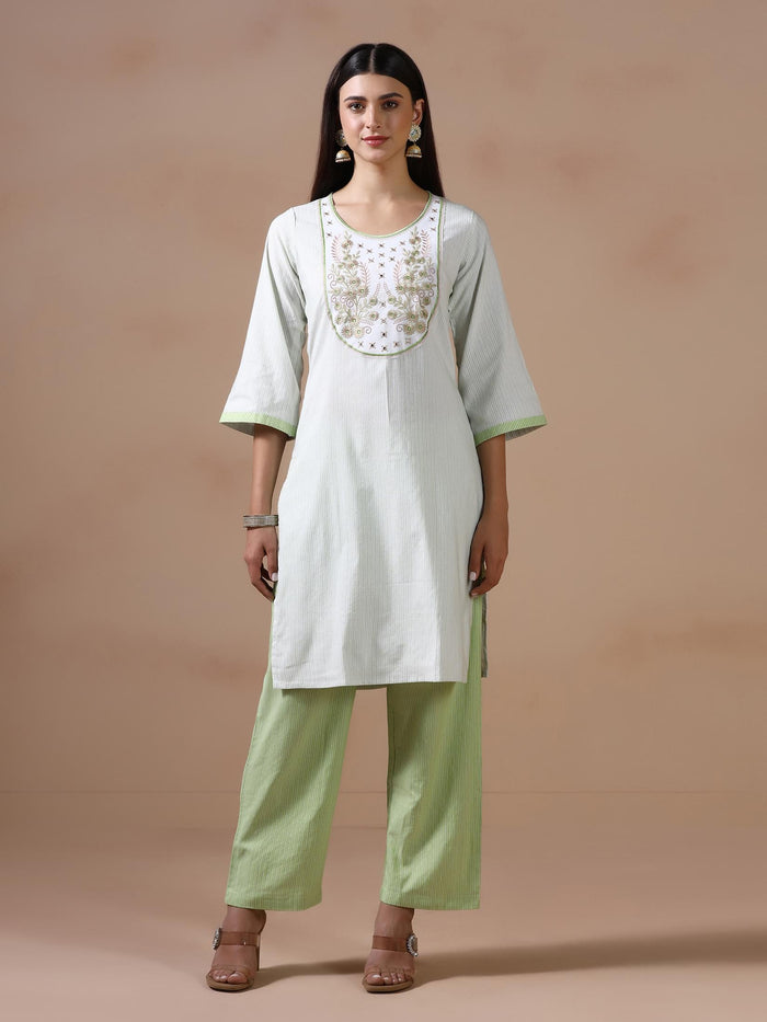 Women Poly Cotton Green Embroidered Yarn Dyed Kurta Comfort Pant Dupatta.
