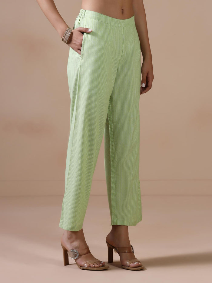 Women Poly Cotton Green Embroidered Yarn Dyed Kurta Comfort Pant Dupatta.