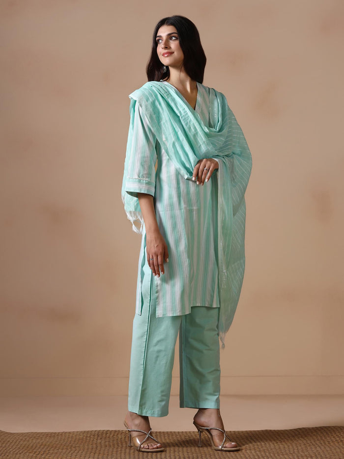 Women Poly Cotton Green Yarn Dyed Kurta Comfort Pant Dupatta.