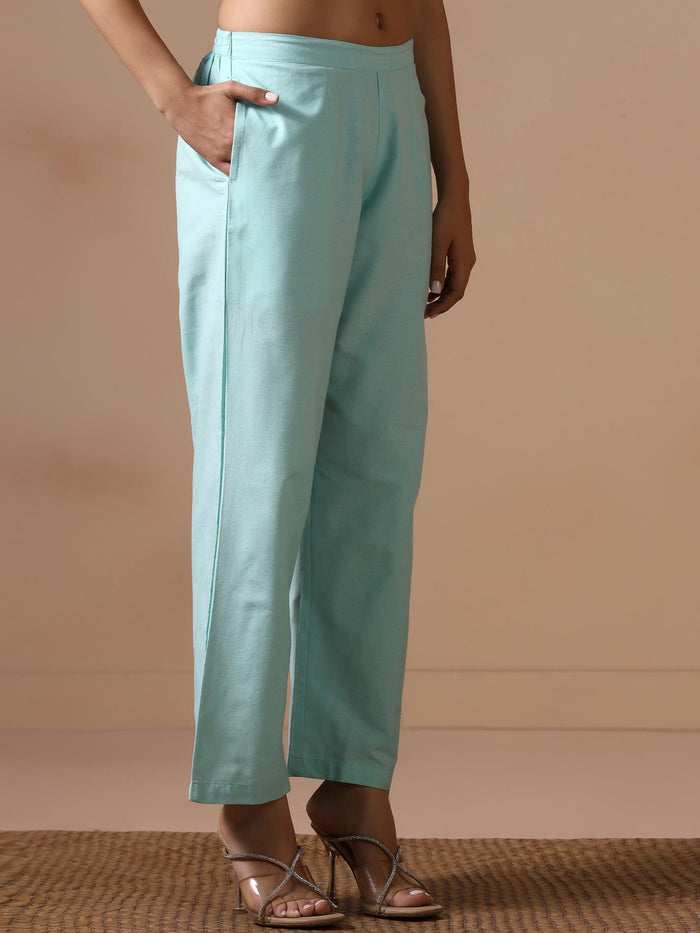 Women Poly Cotton Green Yarn Dyed Kurta Comfort Pant Dupatta.
