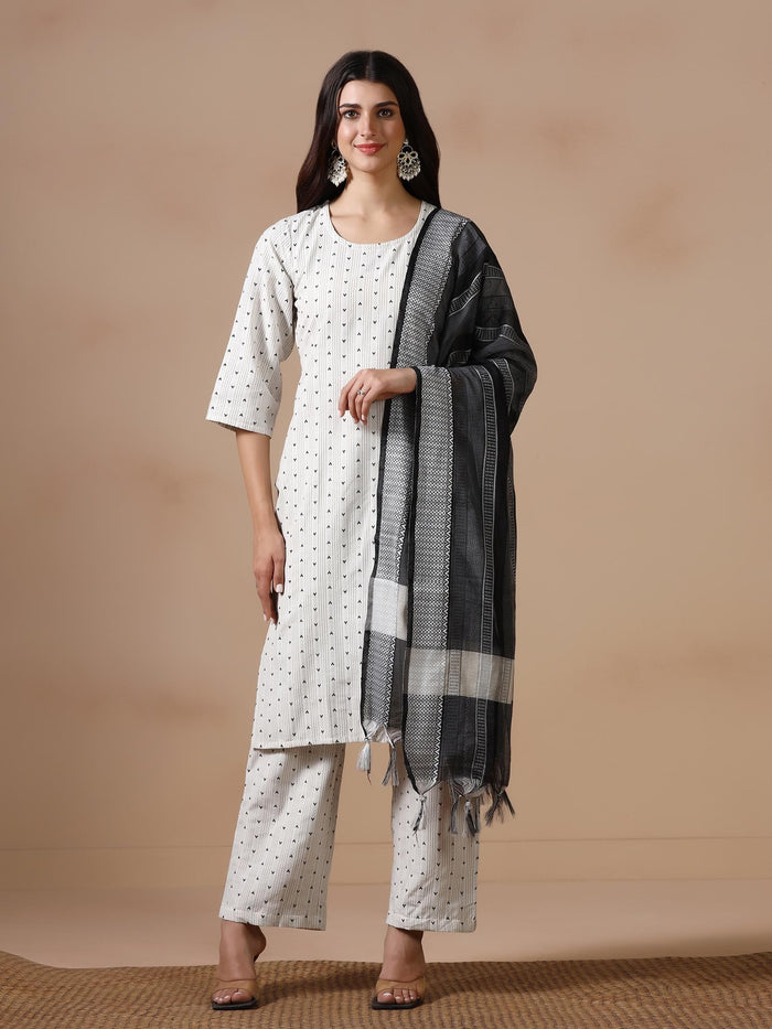 Women Poly Cotton Off White Yarn Dyed Kurta Comfort Pant Dupatta.