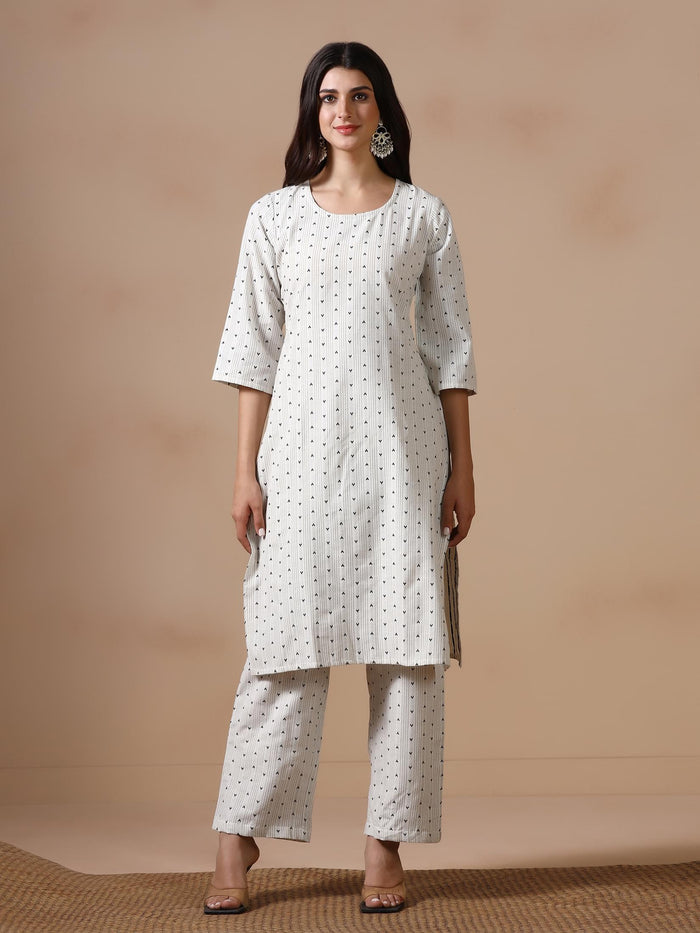 Women Poly Cotton Off White Yarn Dyed Kurta Comfort Pant Dupatta.