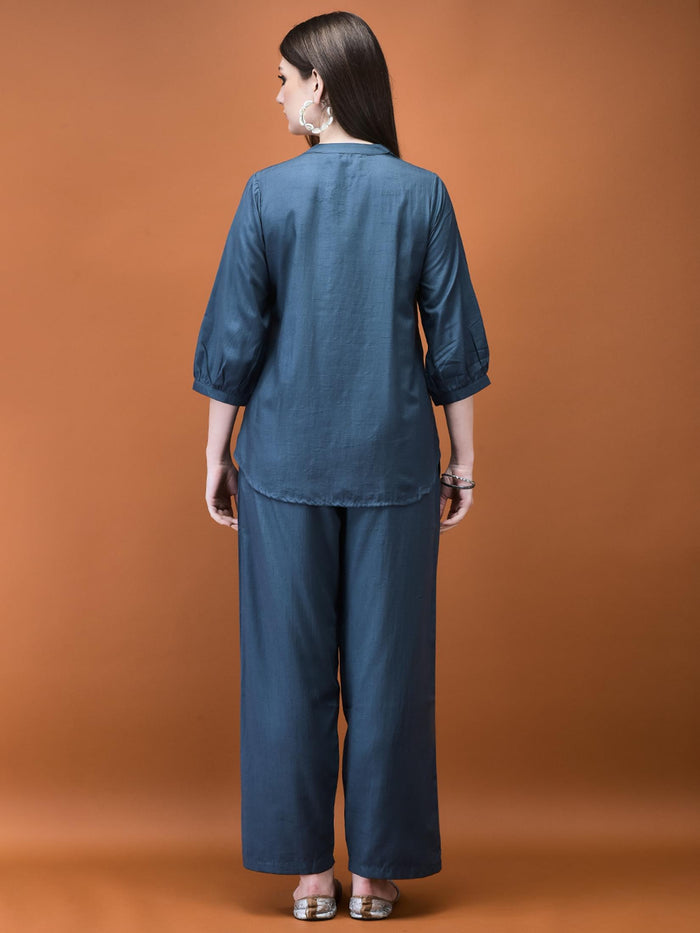 Women Poly Viscose Blue Solid Co-Ord Set.