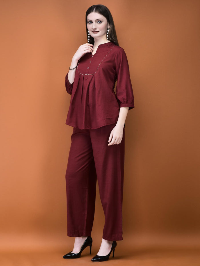 Women Poly Viscose Coral Solid Co-Ord Set.