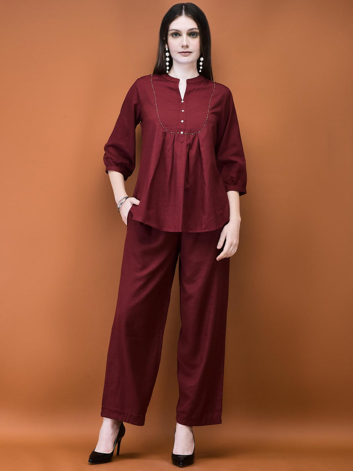Women Poly Viscose Coral Solid Co-Ord Set.