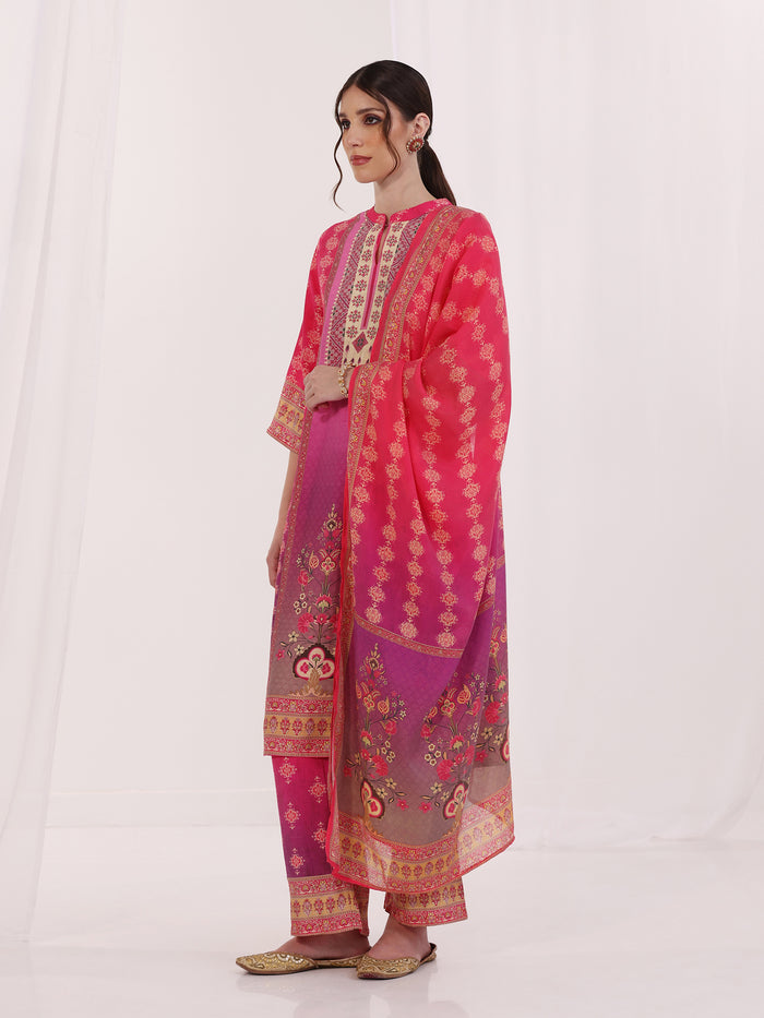 Women Poly Viscose Fuchsia Floral Print Kurta Comfort Pant Dupatta