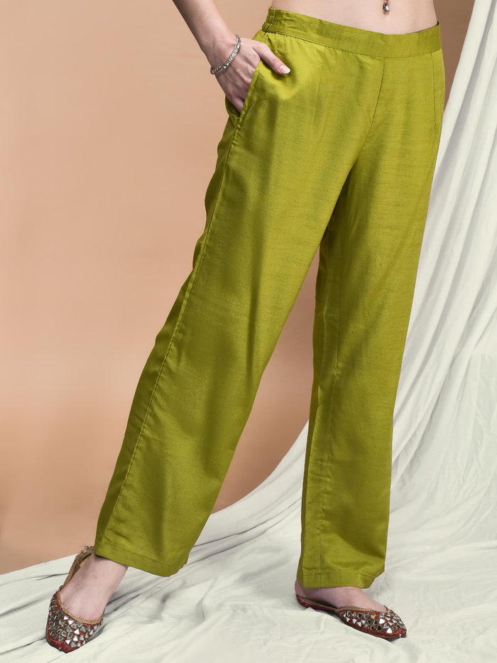 Women Poly Viscose Green Embroidered Co-Ord Set.