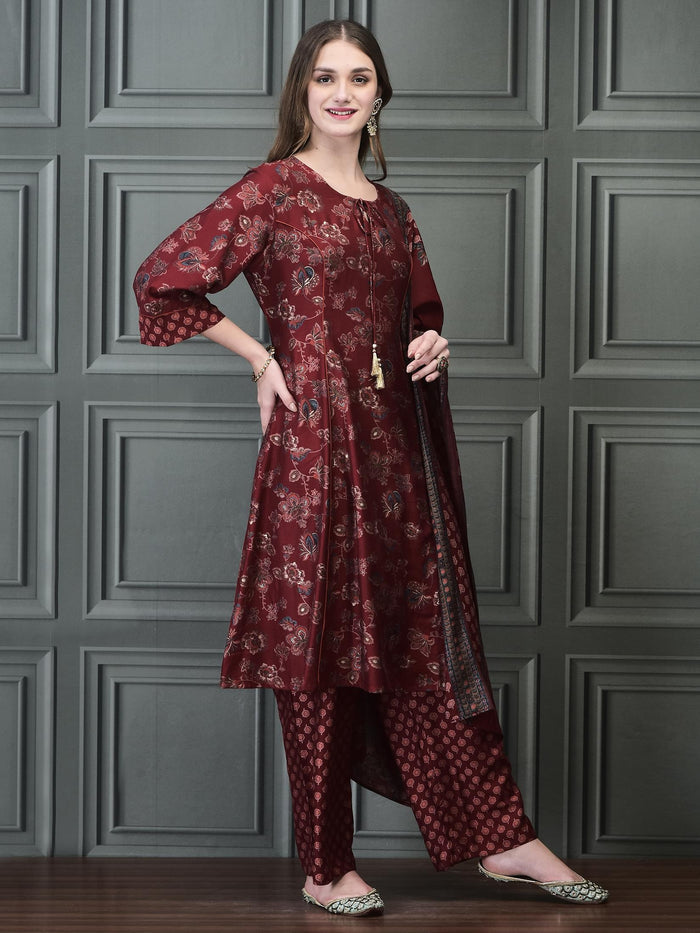 Women Poly Viscose Maroon Calico Print Kurta Comfort Pant Chanderi Dupatta.
