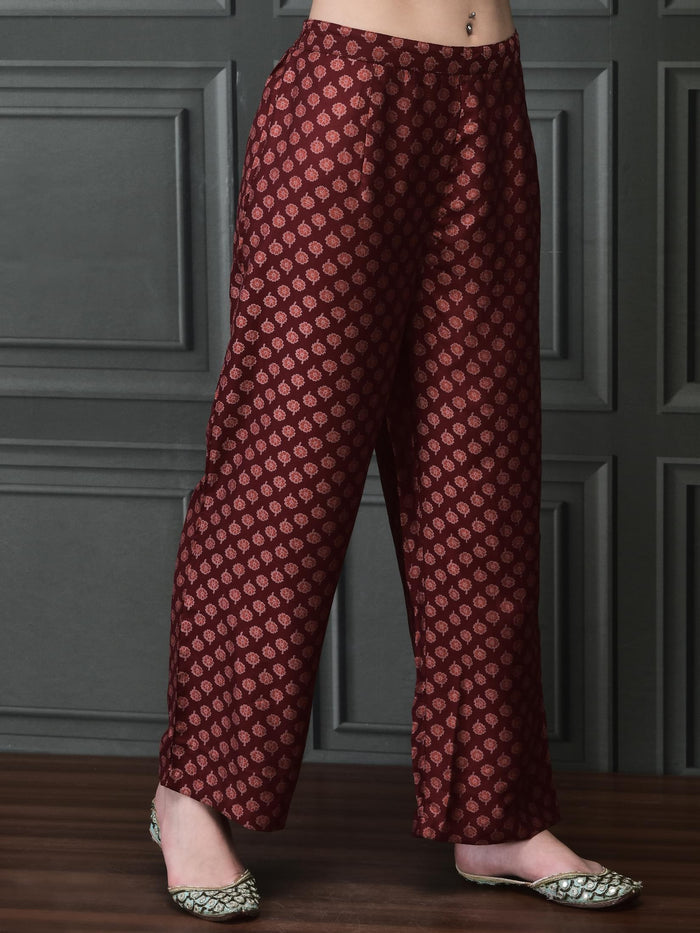 Women Poly Viscose Maroon Calico Print Kurta Comfort Pant Chanderi Dupatta.