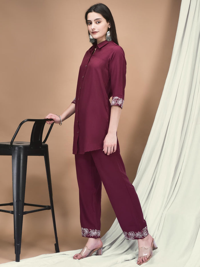 Women Poly Viscose Mauve Embroidered Co-Ord Set.