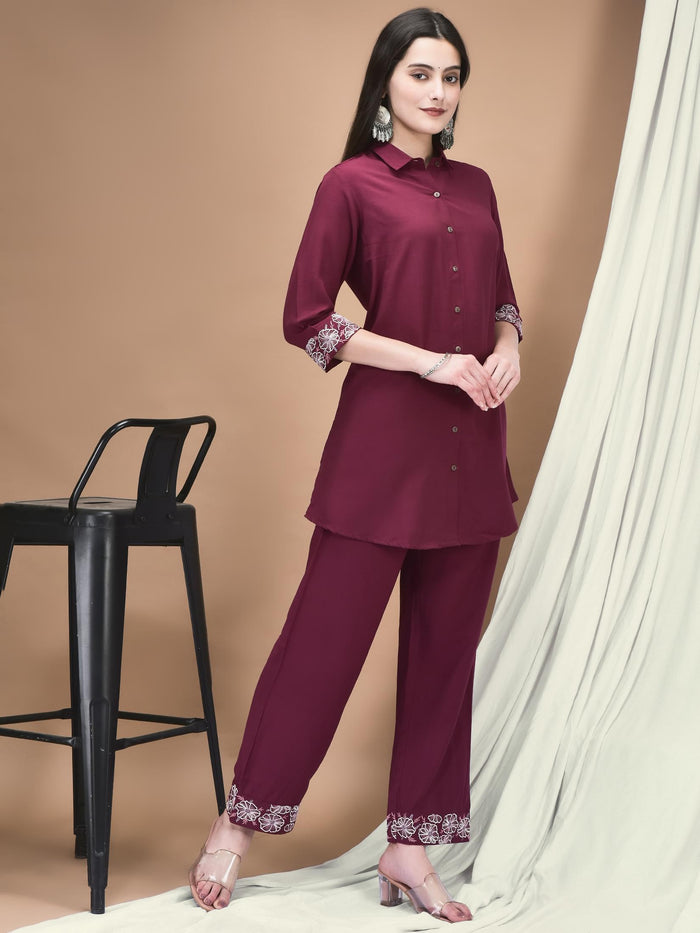 Women Poly Viscose Mauve Embroidered Co-Ord Set.