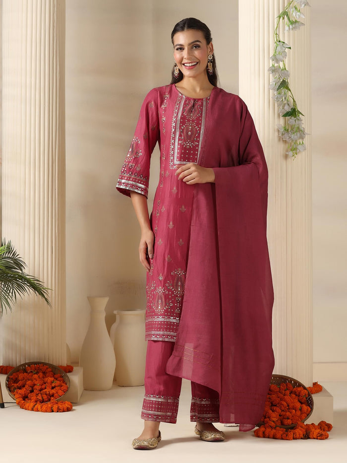 Women Poly Viscose Peach Floral Print Kurta Comfort Pant Dupatta.