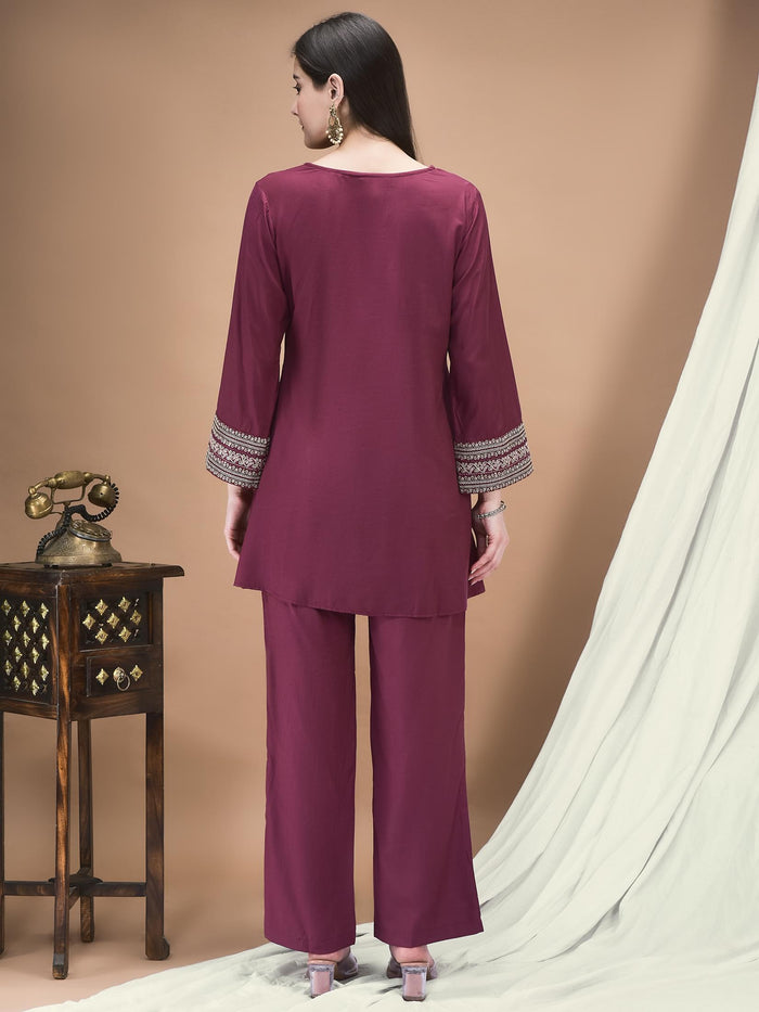 Women Poly Viscose Purple Embroidered Co-Ord Set.