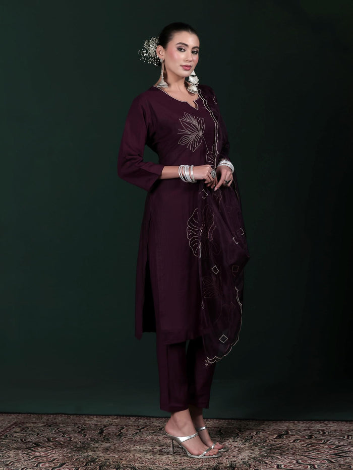 Women Poly Viscose Purple Embroidered Kurta Comfort Pant Dupatta.