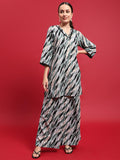 Women Polyester Green Abstract Print Co-Ord Set.