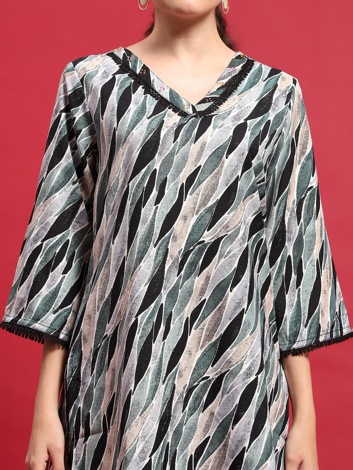 Women Polyester Green Abstract Print Co-Ord Set.