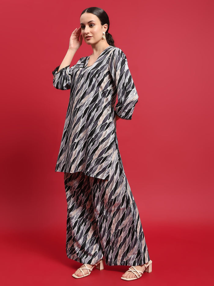 Women Polyester Grey Abstract Print Co-Ord Set.