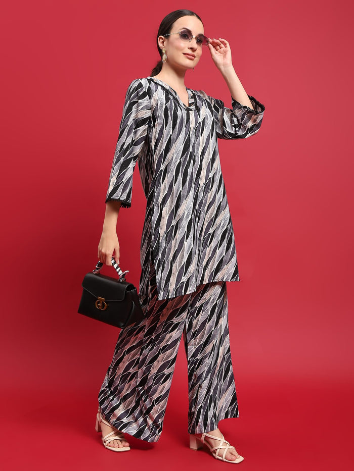Women Polyester Grey Abstract Print Co-Ord Set.