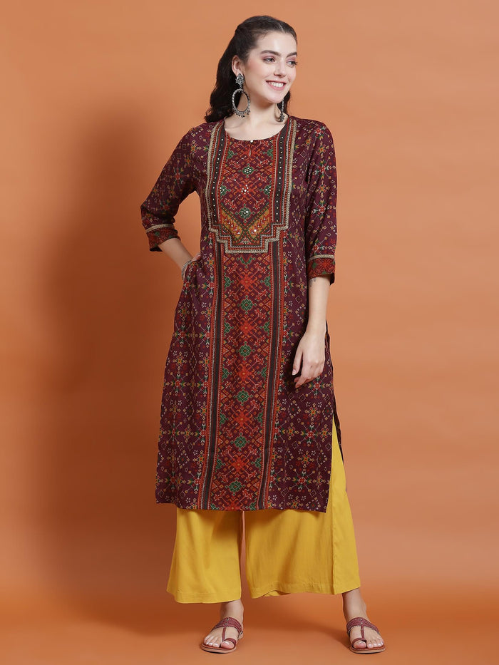 Women Purple Geometric Print Kurta.