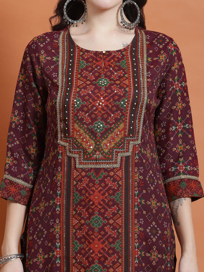 Women Purple Geometric Print Kurta.