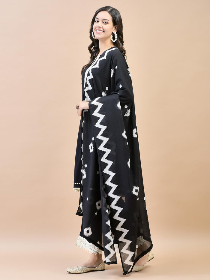 Women Rayon Black Kurta Comfort Pant Dupatta.