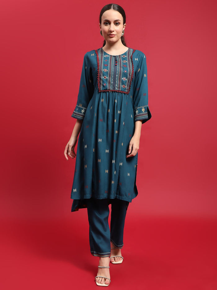 Women Rayon Peacock Blue Kurta With Comfort Pant.