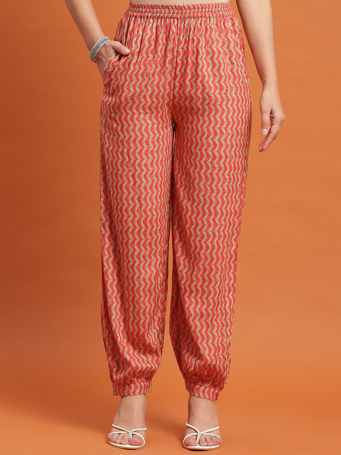 Women Red Floral Print Kurta With Harem Pant.