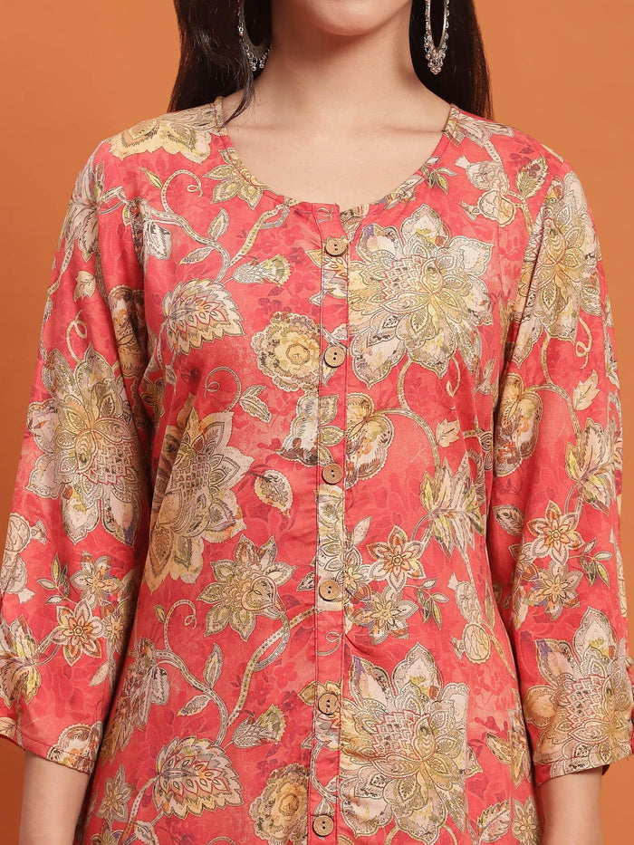Women Red Floral Print Kurta With Harem Pant.