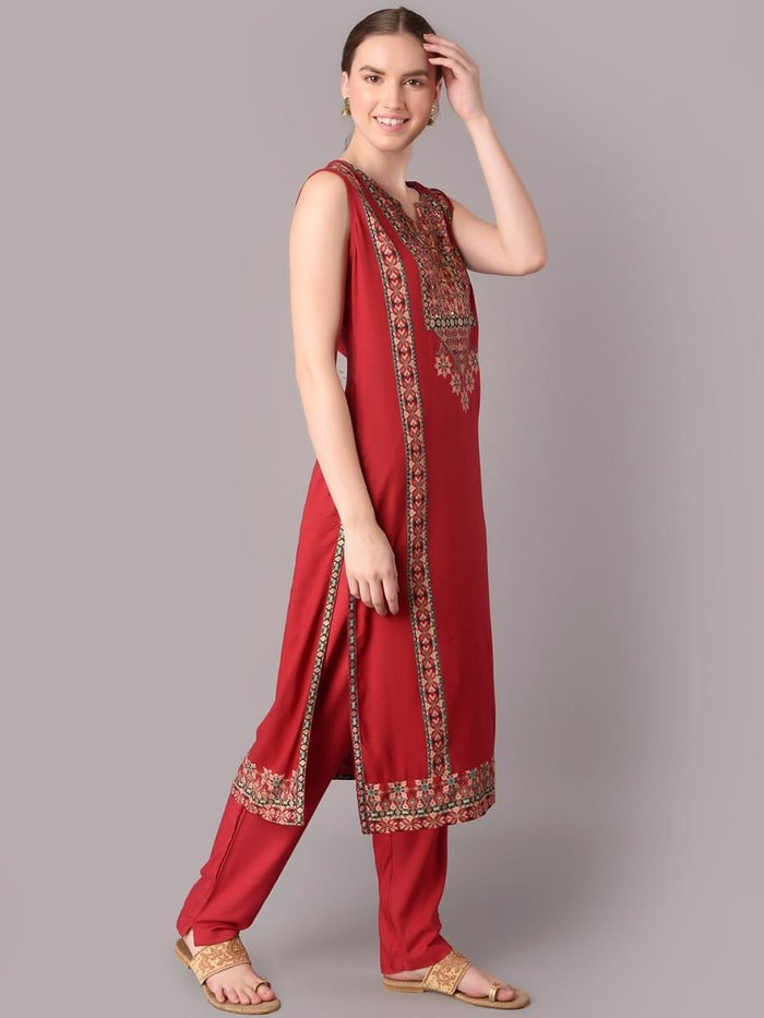 Women Red Kurta With Trouser.