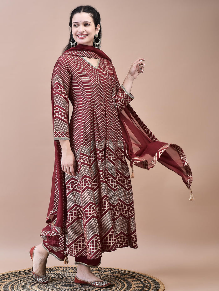 Women Samaira Maroon Geometric Print Kurta Comfort Pant Dupatta.