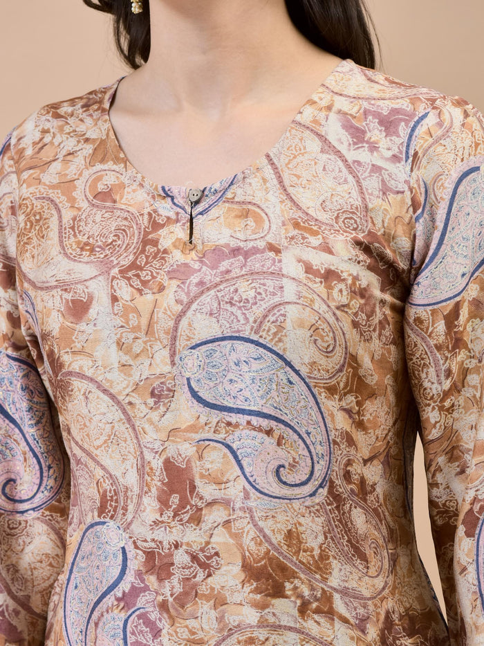 Women Shantoon Brown Solid Kurta.