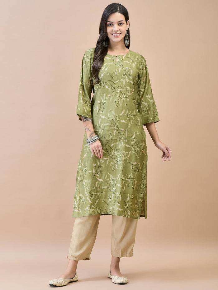 Women Shantoon Green Solid Kurta.