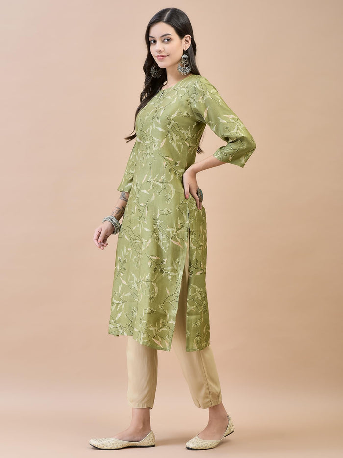 Women Shantoon Green Solid Kurta.