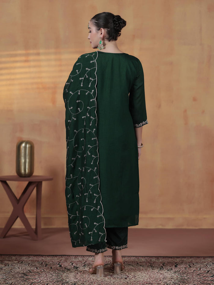Women Silk Blend Green Embroidered Kurta Comfort Pant With Dupatta.