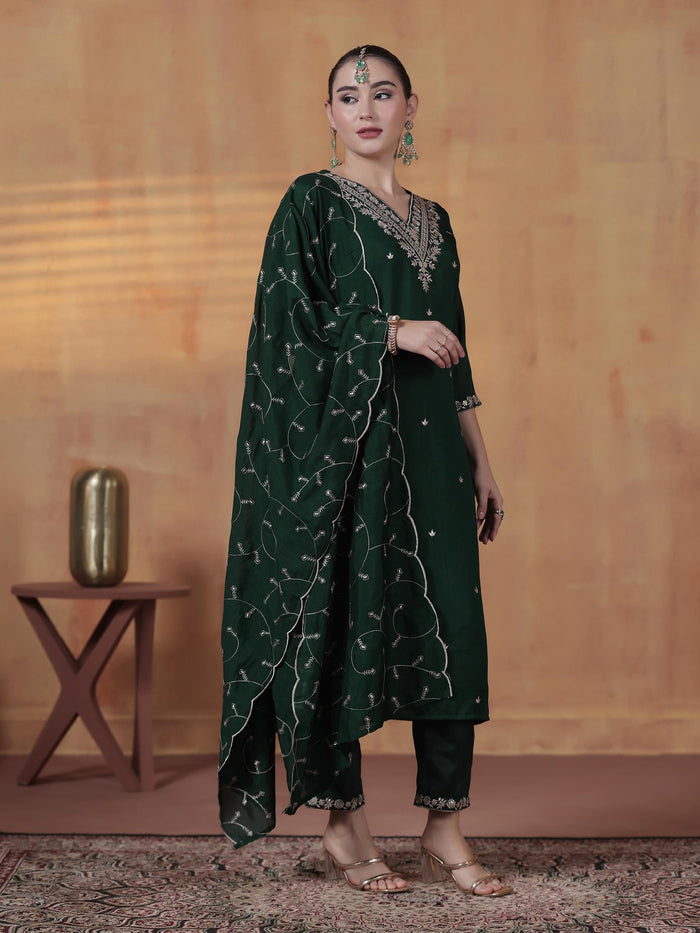 Women Silk Blend Green Embroidered Kurta Comfort Pant With Dupatta.