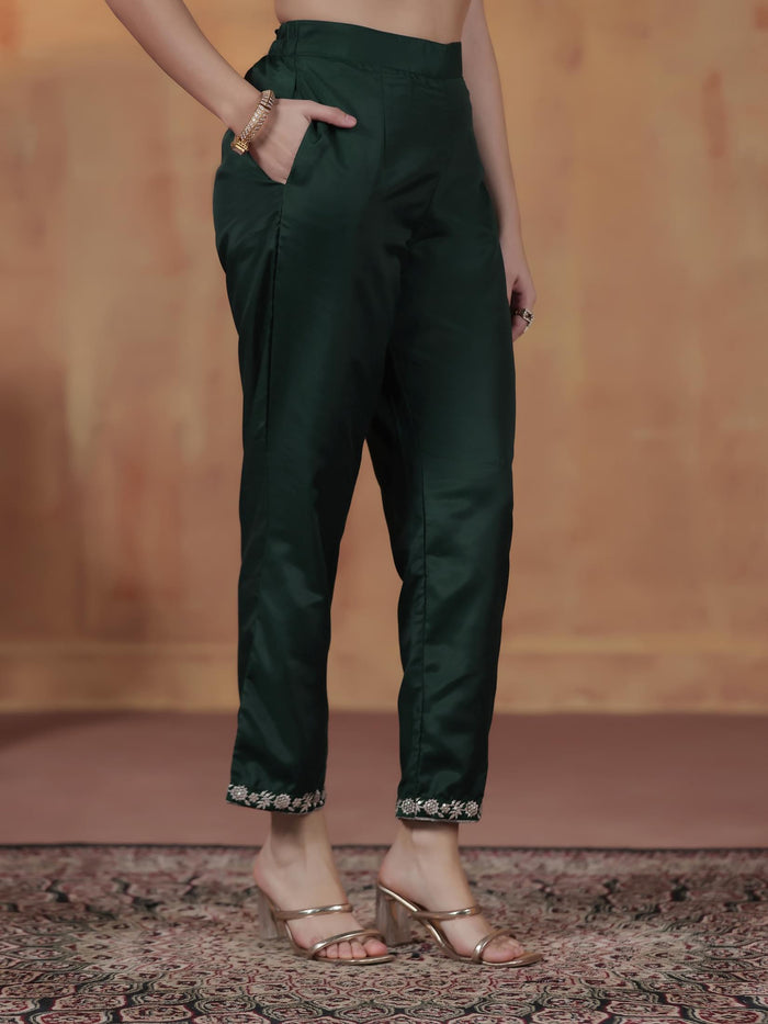 Women Silk Blend Green Embroidered Kurta Comfort Pant With Dupatta.