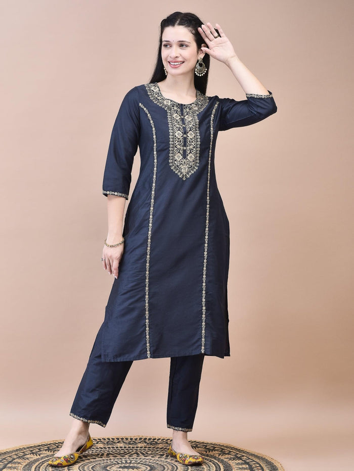 Women Silk Blend Grey Embroidered Kurta Trouser Chanderi Dupatta.
