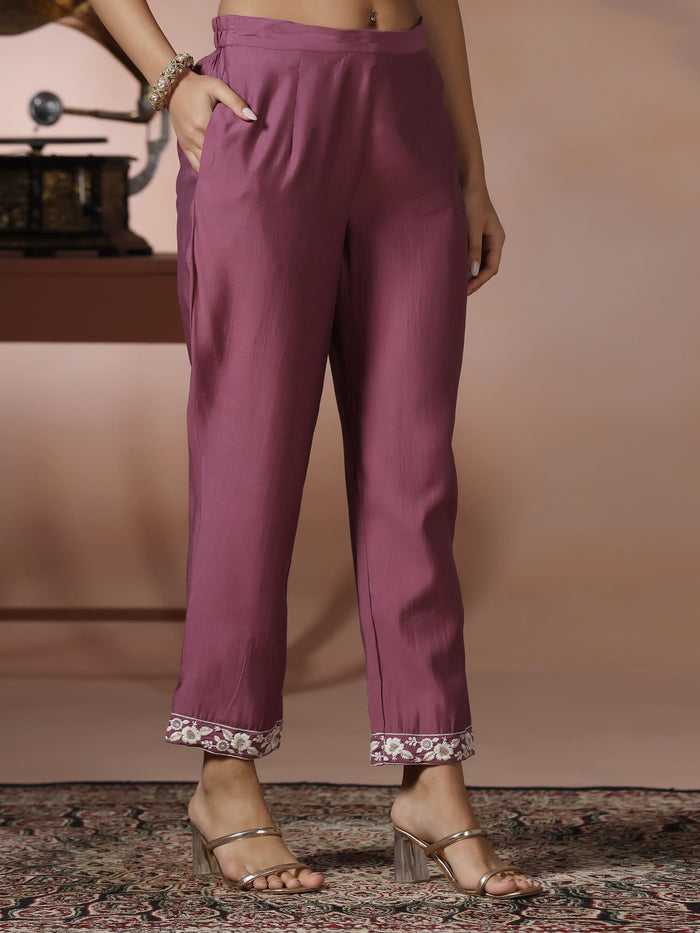 Women Silk Blend Lilac Embroidered Kurta Comfort Pant Dupatta.